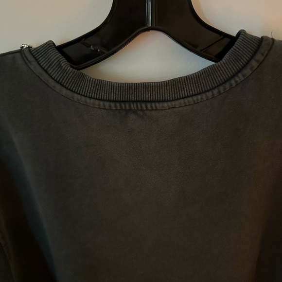 Brand new Zara sweatshirt with jewel neckline. Size medium - Picture 6 of 8